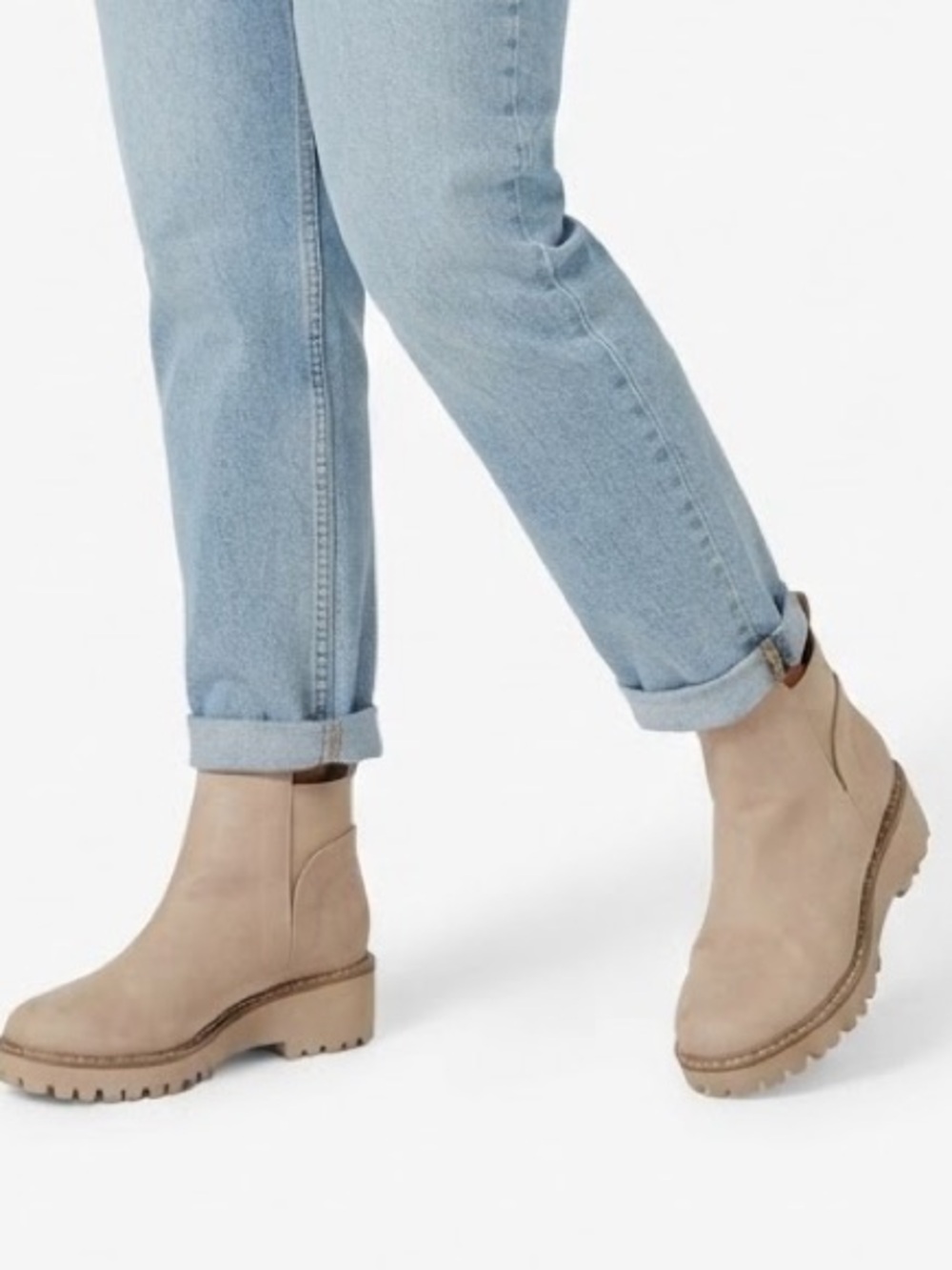 Dolce Vita Rango Chelsea Ankle Bootie Lug Sole Size 6